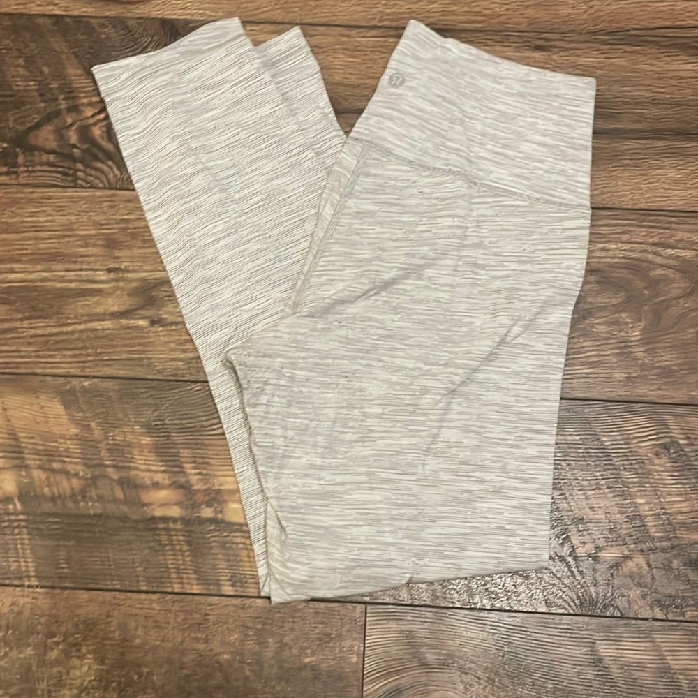 Lululemon leggings- size 8-